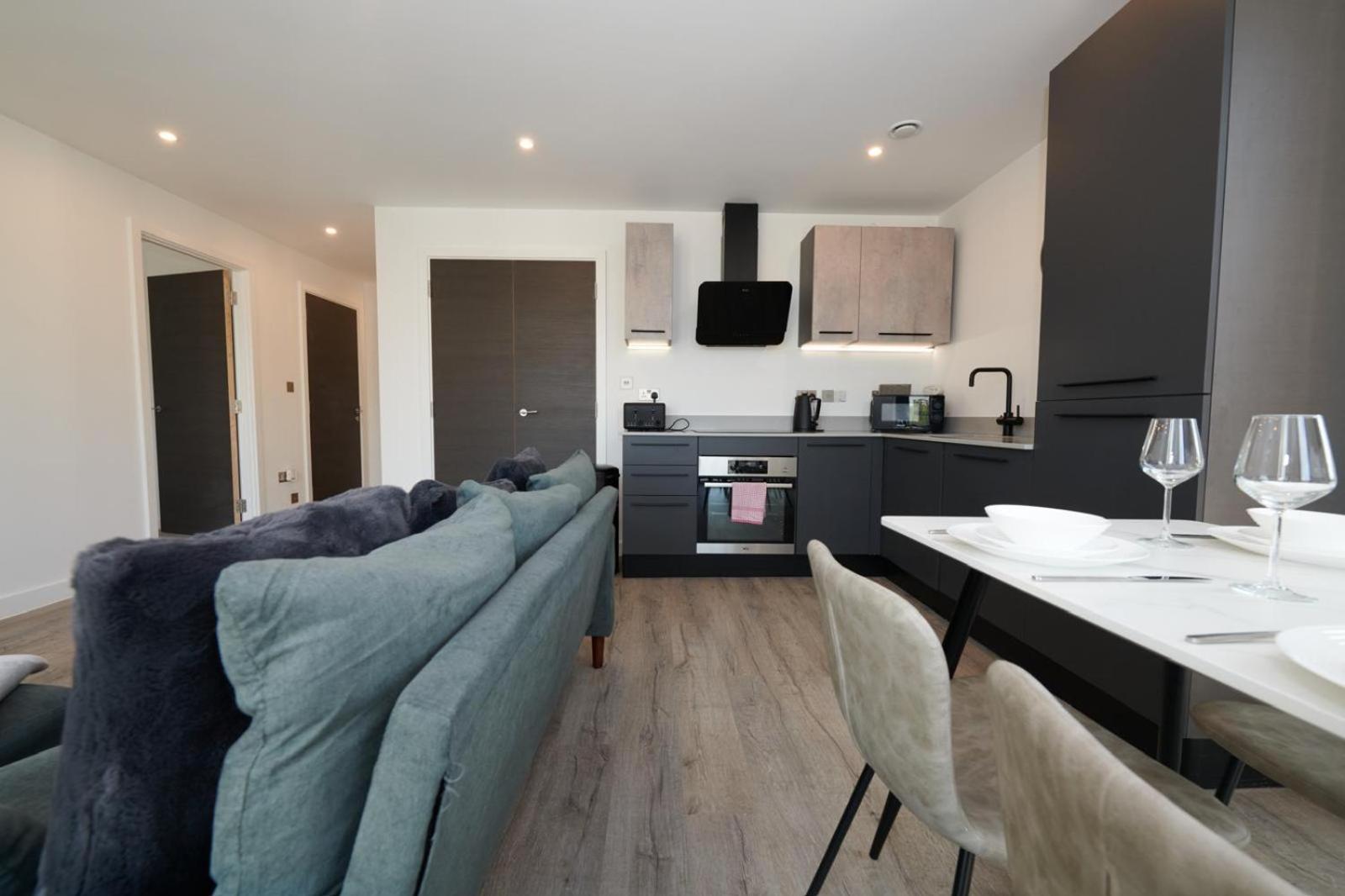 York Minster Icona 239 - Free Parking And Gym! Apartment Bagian luar foto