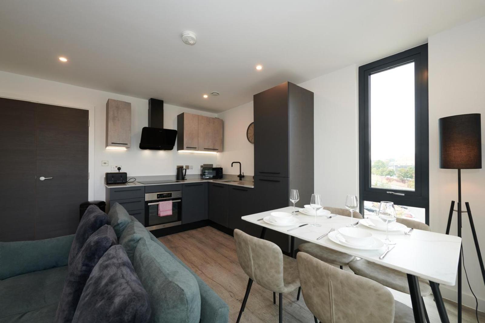 York Minster Icona 239 - Free Parking And Gym! Apartment Bagian luar foto
