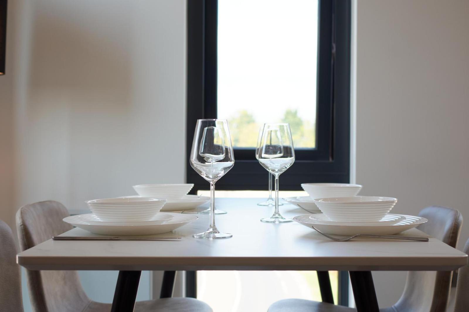 York Minster Icona 239 - Free Parking And Gym! Apartment Bagian luar foto